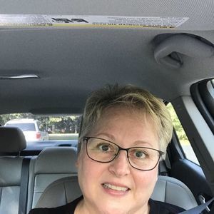 Meet your Posher, Becky